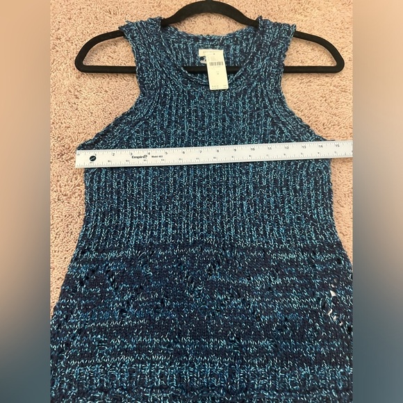 NWT new pilcro stitched sweater tank medium but fits like a small blue knit - Picture 15 of 17